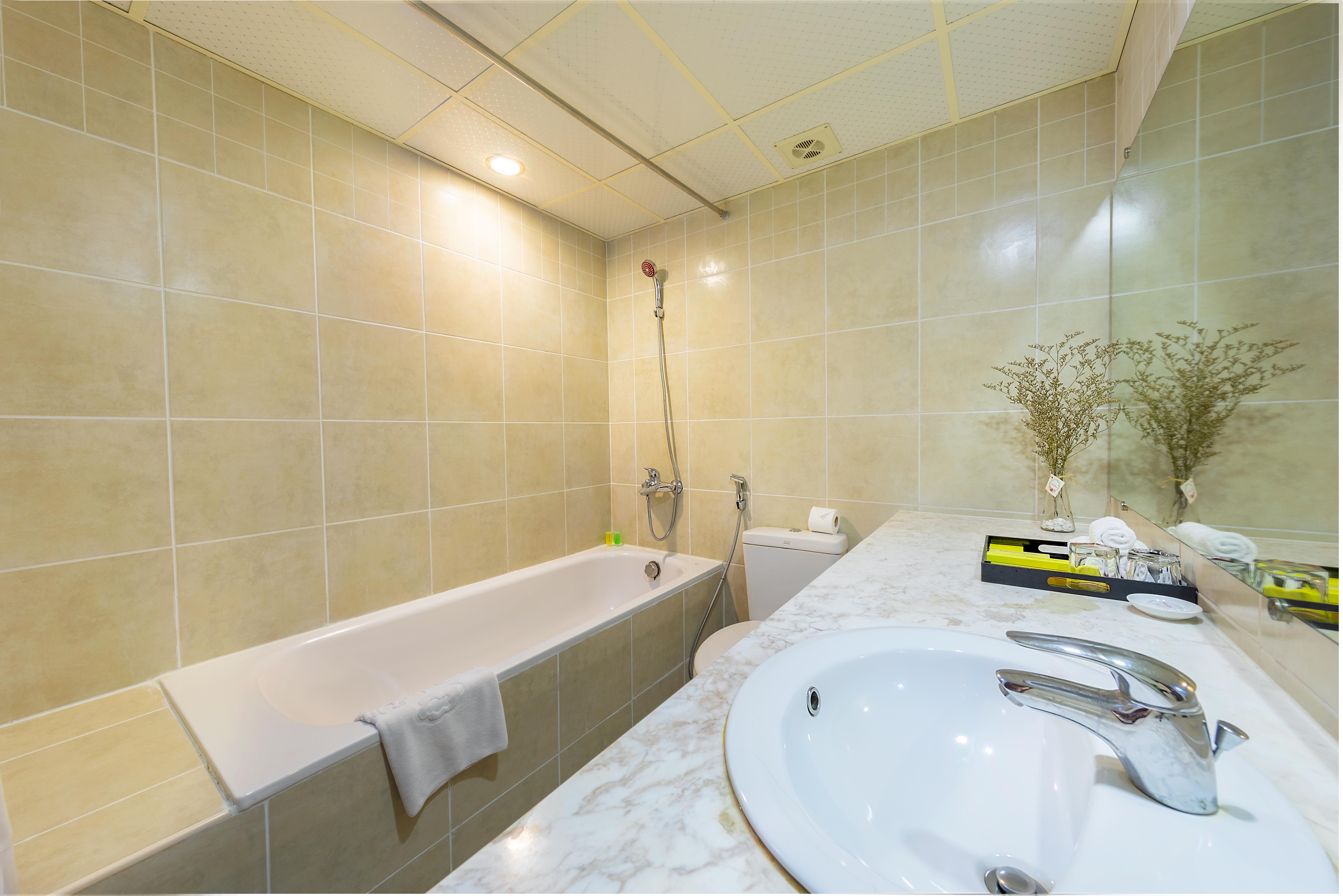 La Dolce Vita Hotel Ханой Екстериор снимка