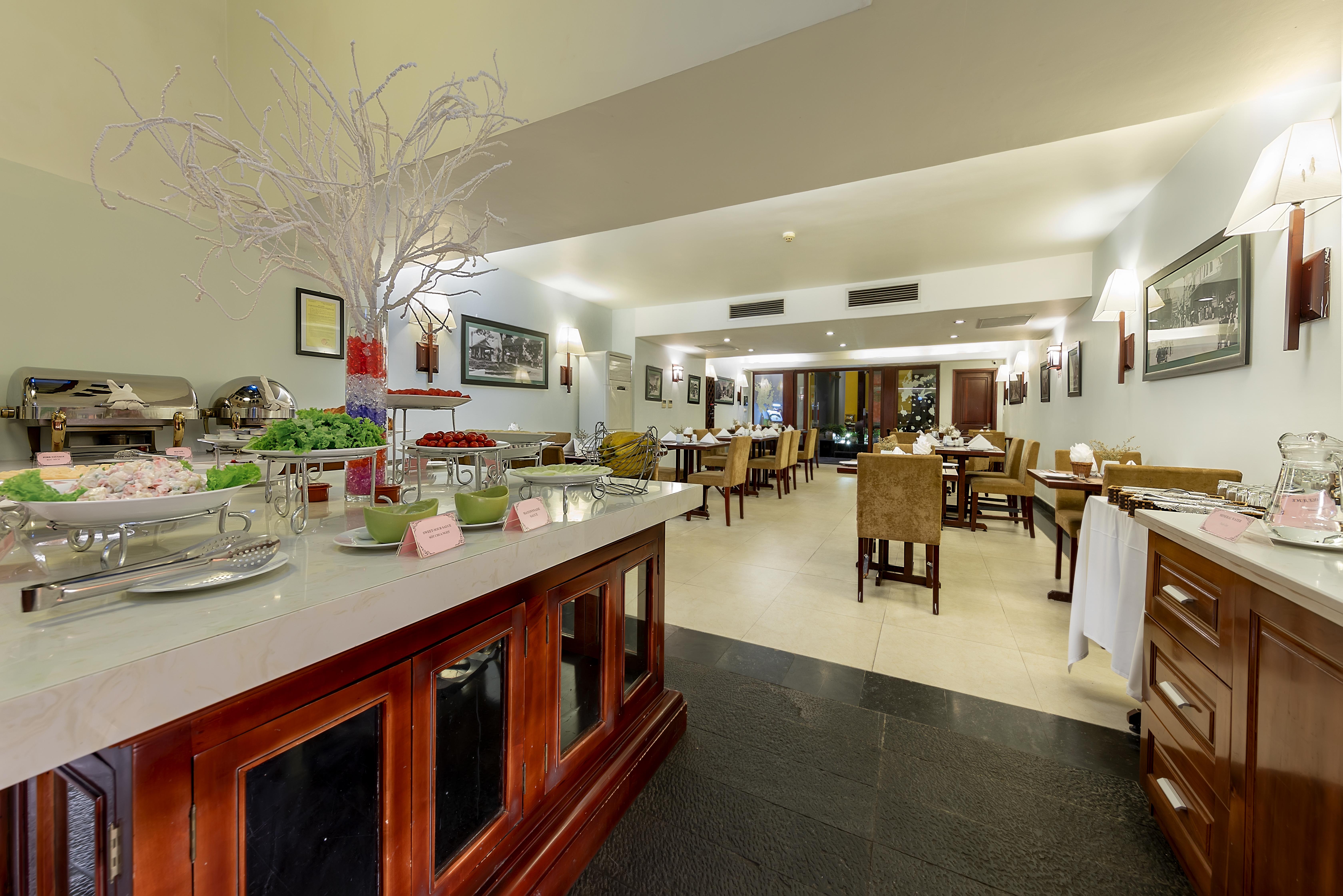 La Dolce Vita Hotel Ханой Екстериор снимка