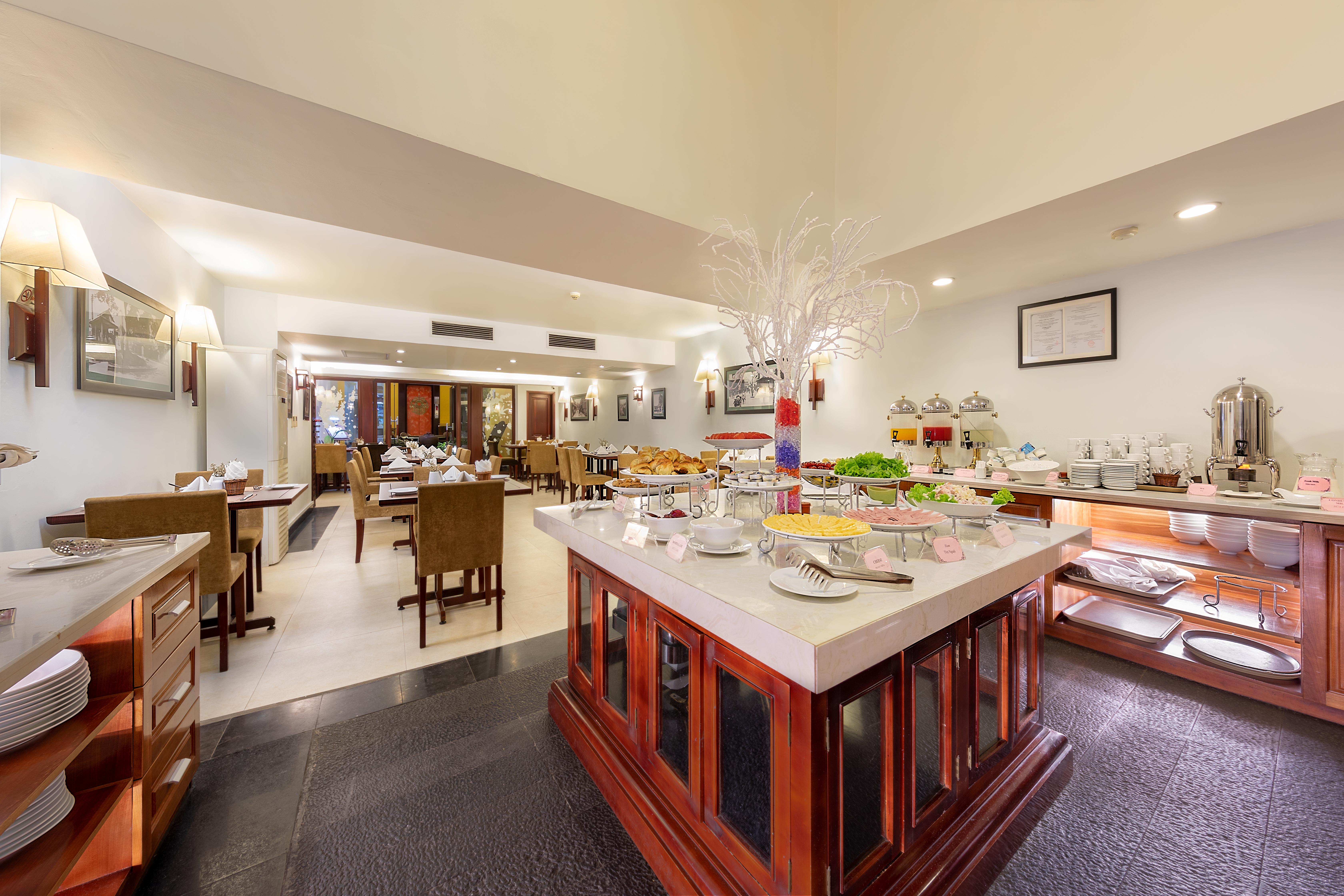 La Dolce Vita Hotel Ханой Екстериор снимка