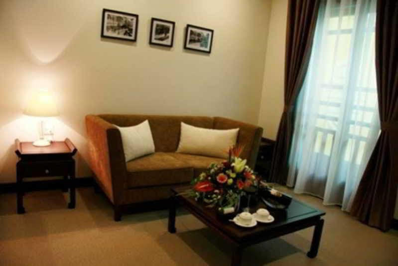 La Dolce Vita Hotel Ханой Екстериор снимка
