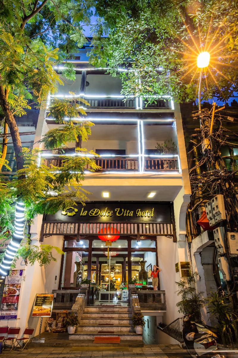 La Dolce Vita Hotel Ханой Екстериор снимка